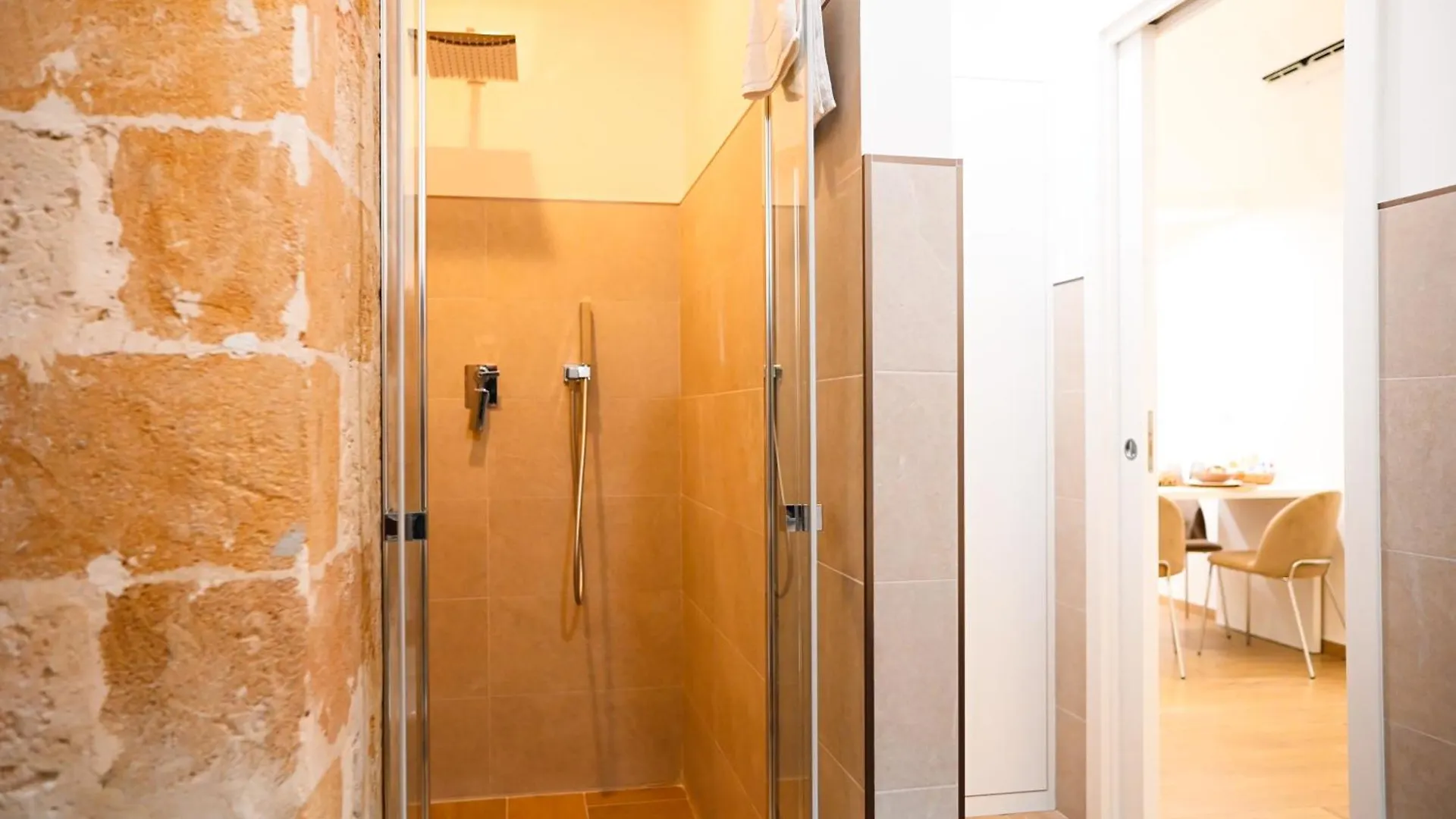 Victory Suite 31 Brindisi